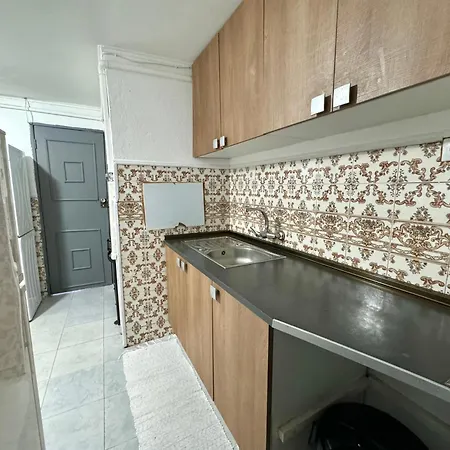 Cost Arroios Лиссабон