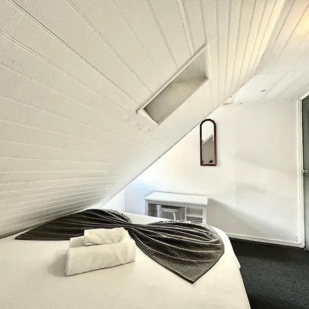 Cost Arroios Vendégház *